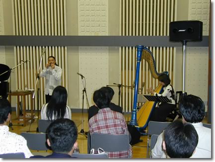 宗次郎さんと斉藤葉さん