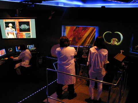 医用バーチャルリアリティー実験室写真 医用バーチャルリアリティー実験室